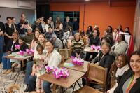 Embaixada Solidária e secretarias municipais promovem evento para 60 mães, incluindo migrantes, fortalecendo laços e valorizando suas trajetórias
