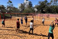 Grupo com 10 atletas utiliza as quadras do Centro Olímpico Arnoldo Bohnen na preparação para o Campeonato Brasileiro de Seleções