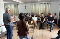 Encontro realizado em Cerro da Lola também abordou programas da Prefeitura e mudanças no Plano Safra