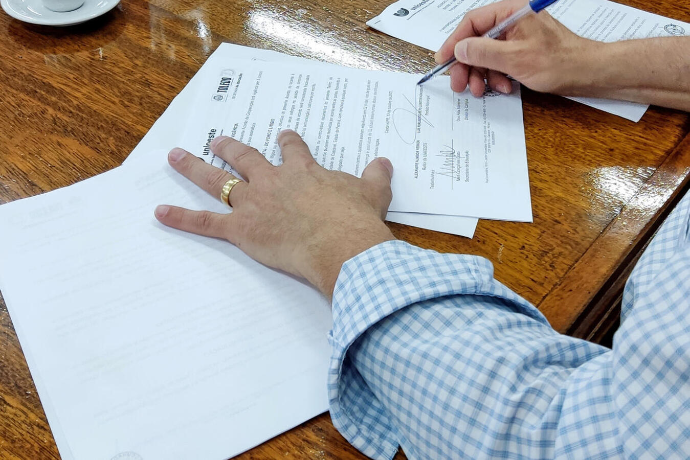 Prefeitura de Toledo firma acordo de cooperação com a Unioeste para curso superior inédito