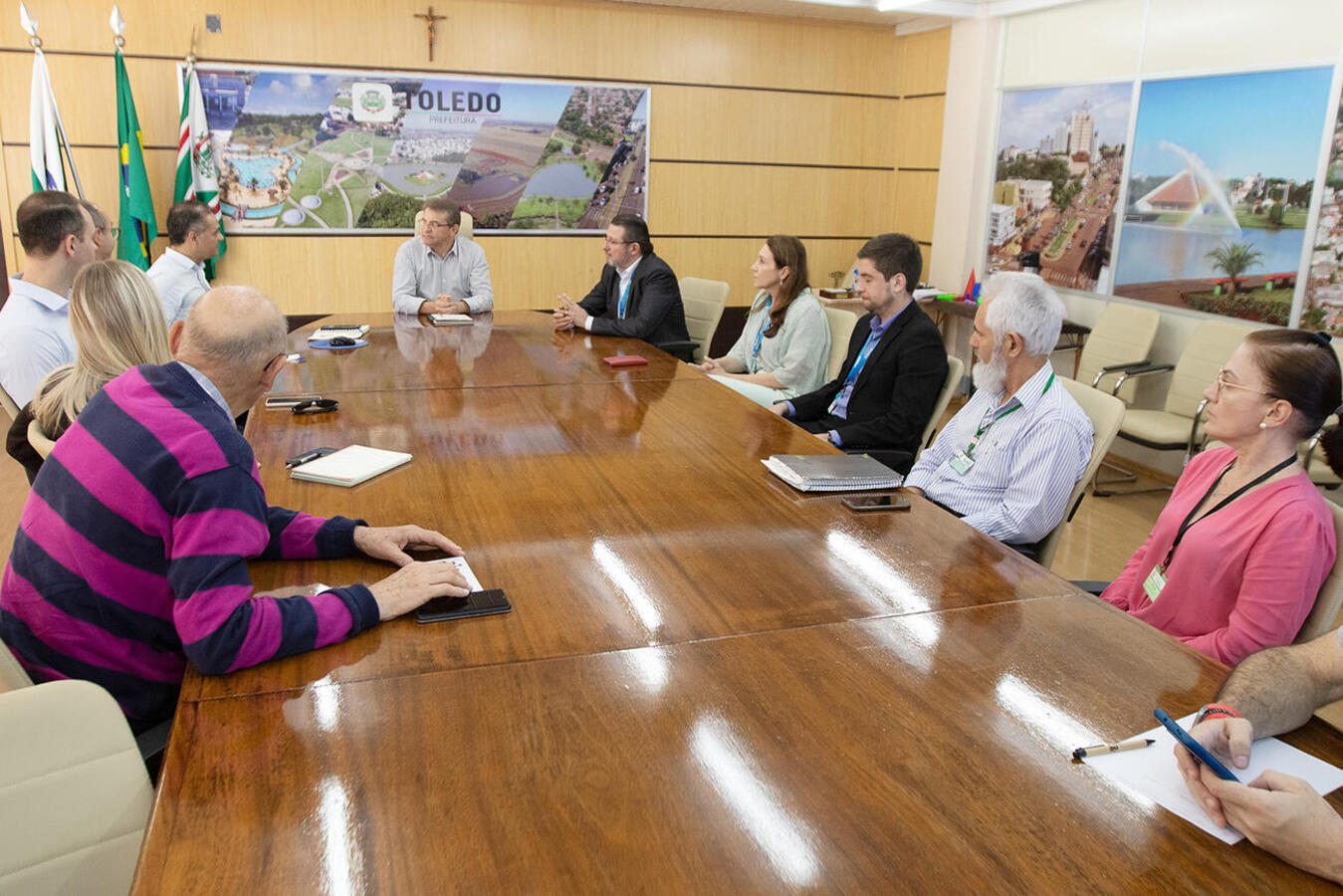 Caixa apresenta programa para moradias populares