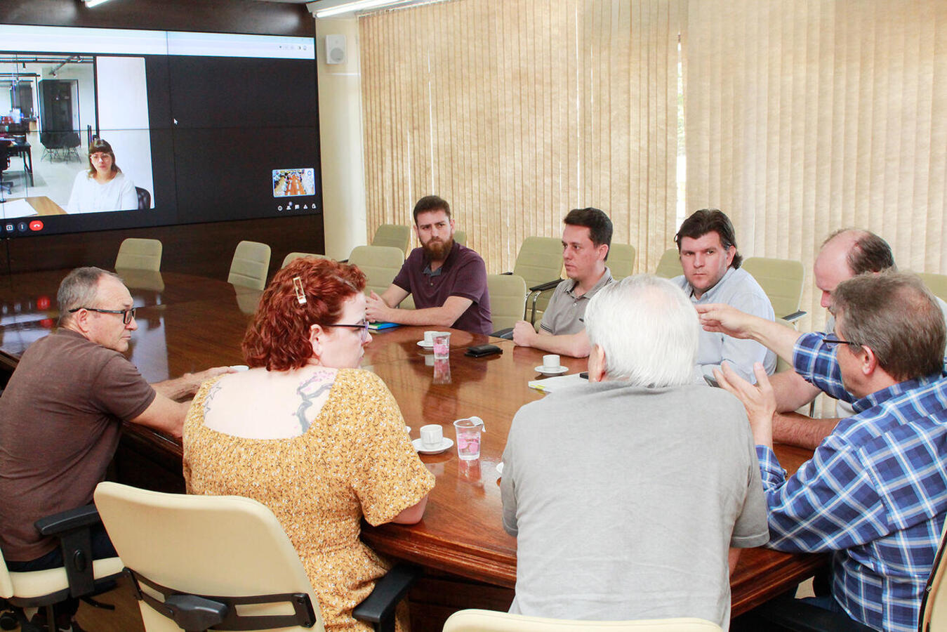 Prefeitura e Ilumina Toledo participaram de reunião para alinhar detalhes técnicos