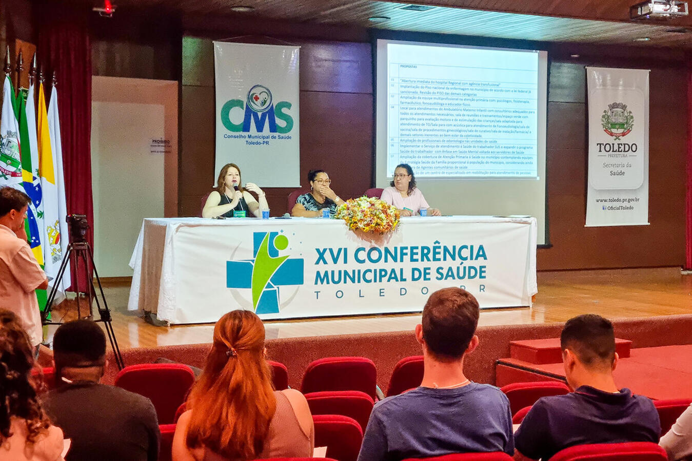 O evento, preparatório à 17ª Conferência Nacional de Saúde, reuniu cerca de 150 pessoas entre gestores públicos, prestadores, trabalhadores e usuários do SUS