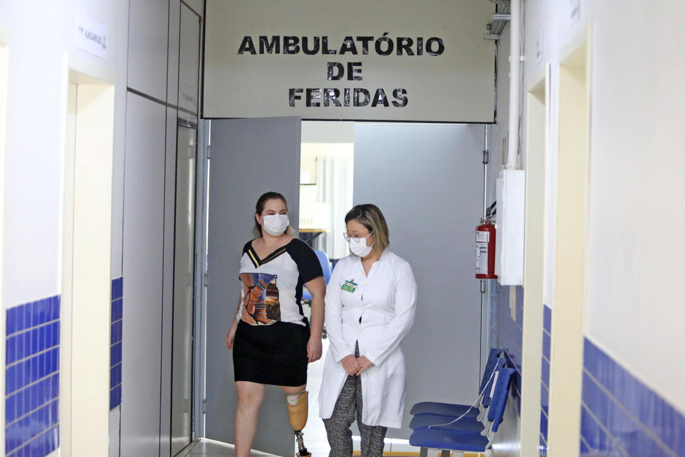 Ambulatório de Feridas e Ostomias, na UBS do Coopagro, ampliou horário de atendimento e gama de serviços; mudança é um dos temas de curso realizado no câmpus I da Unipar