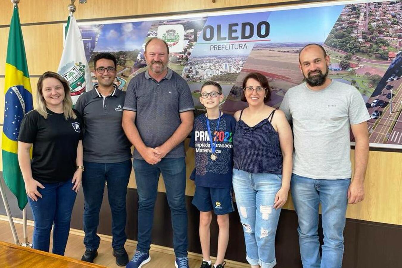 Pedro Isaac Carraro Araújo, do 7º ano da Escola Adventista de Toledo, obteve medalha de bronze e foi recebido por Ademar Dorfschmidt na tarde desta quarta (7)