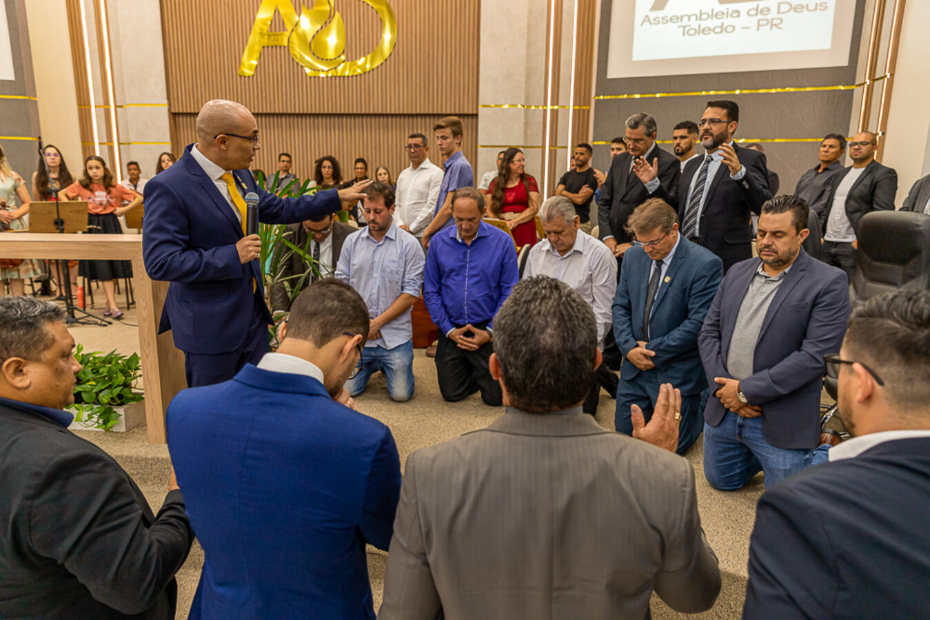 Momentos de fé: missa e culto fizeram parte comemorações dos 70 Anos