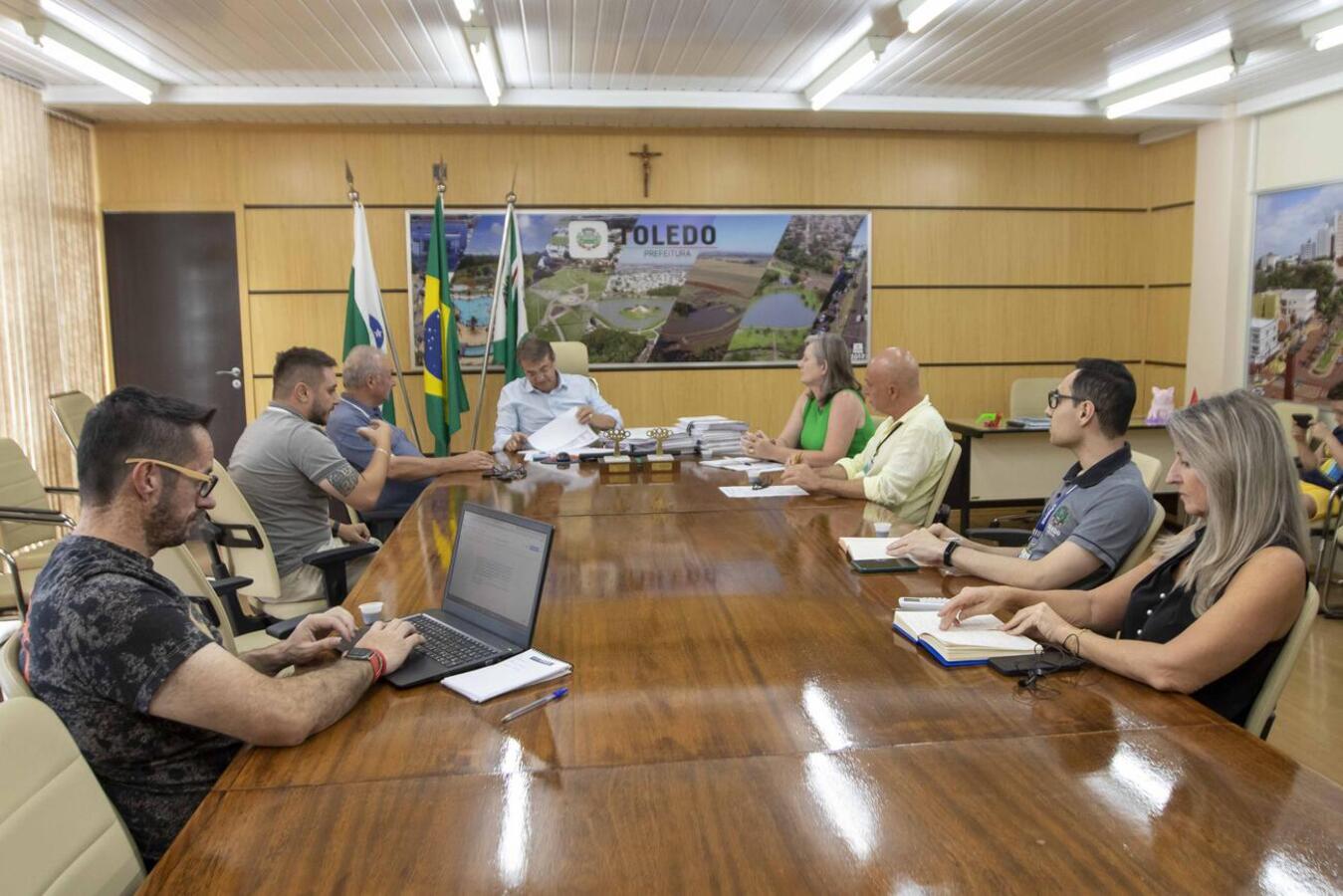 Prefeitura vai concluir obras conveniadas com o Governo Federal com recursos próprios