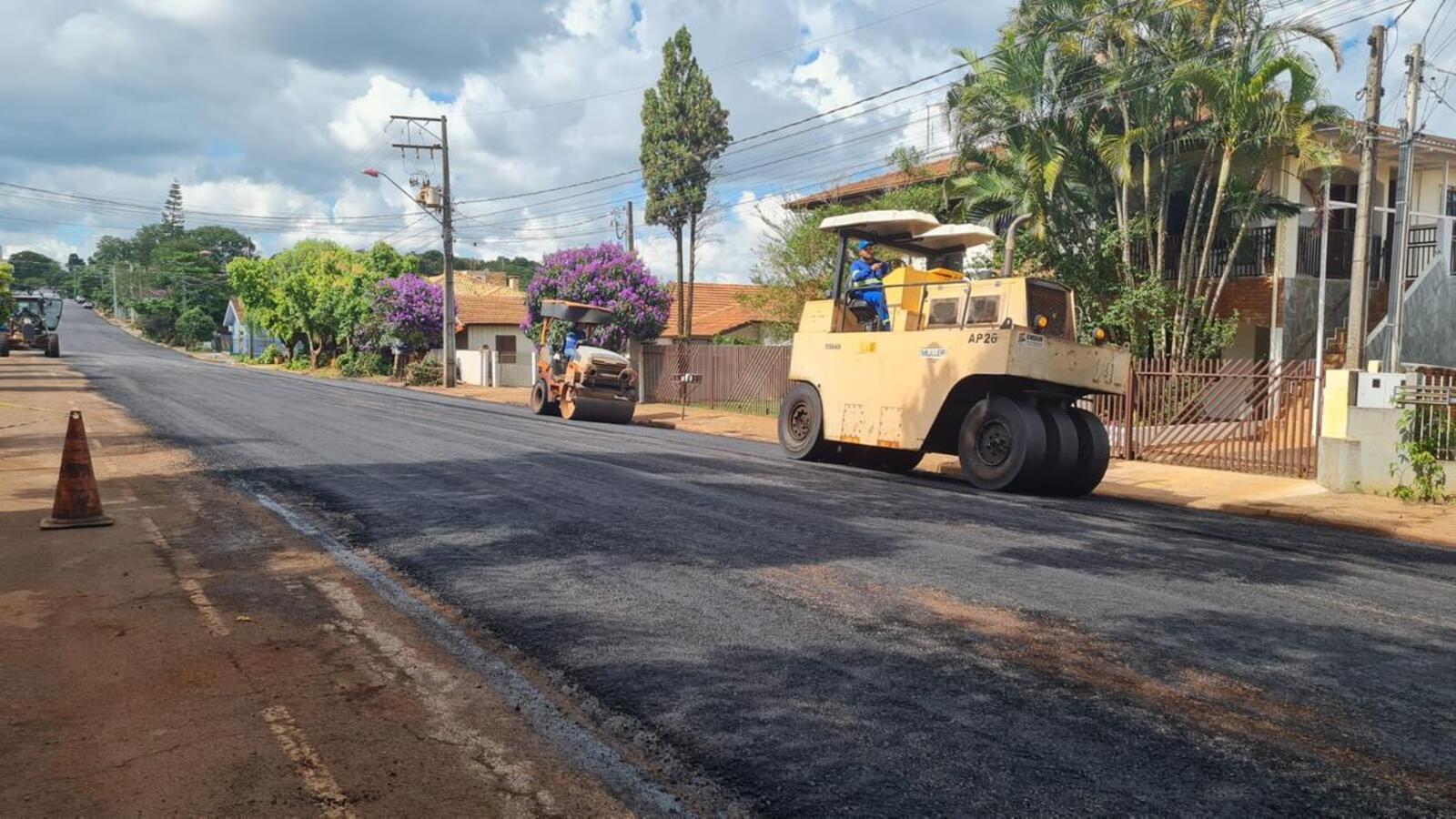 Executados pela Emdur, projetos de restauração têm extensão total de quase 72 mil metros quadrados e contemplam ruas do Centro e dos bairros Coopagro e La Salle
