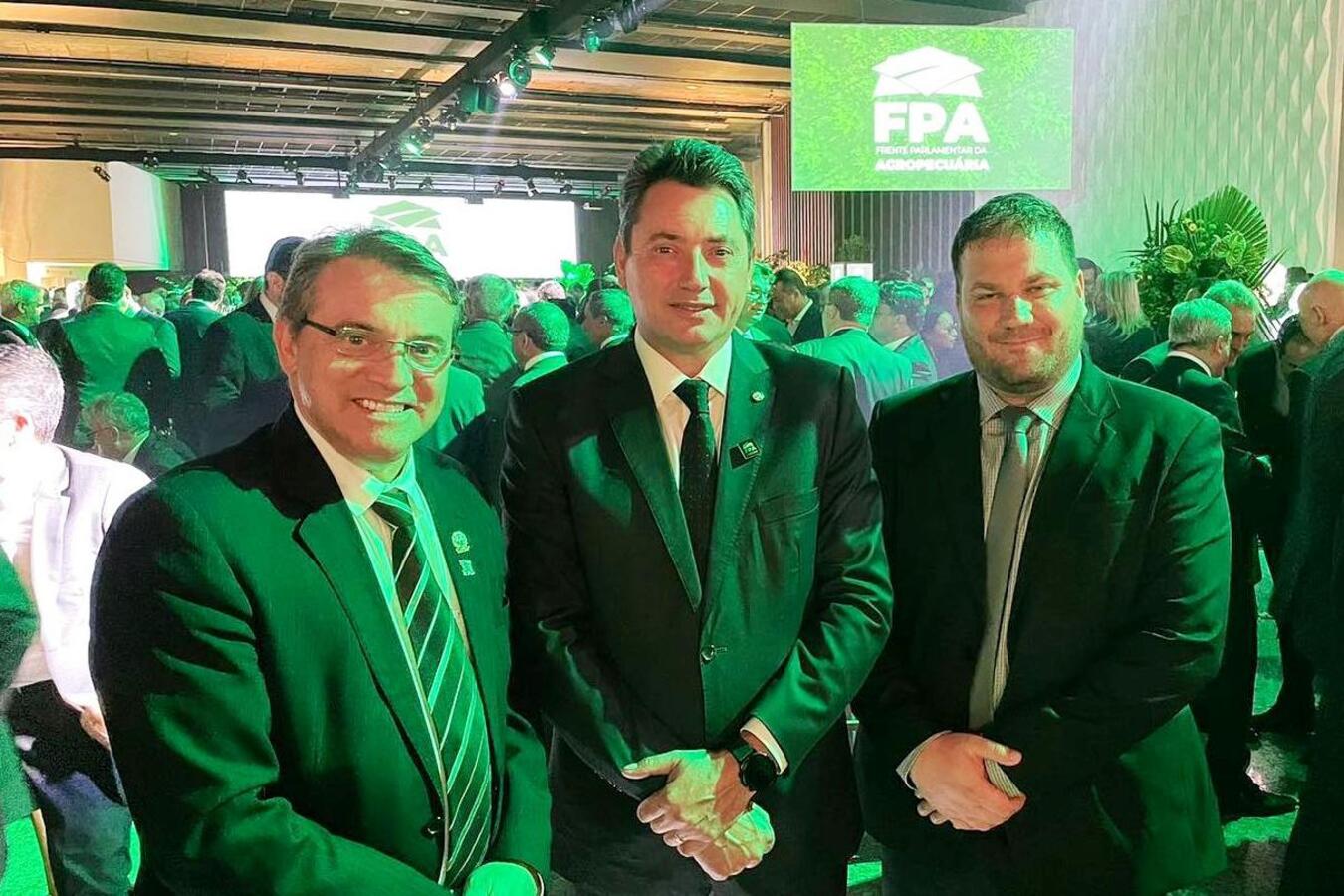Além da visita a diversos órgãos, Beto Lunitti aproveitou para entregar convites para o INOVAMEAT
