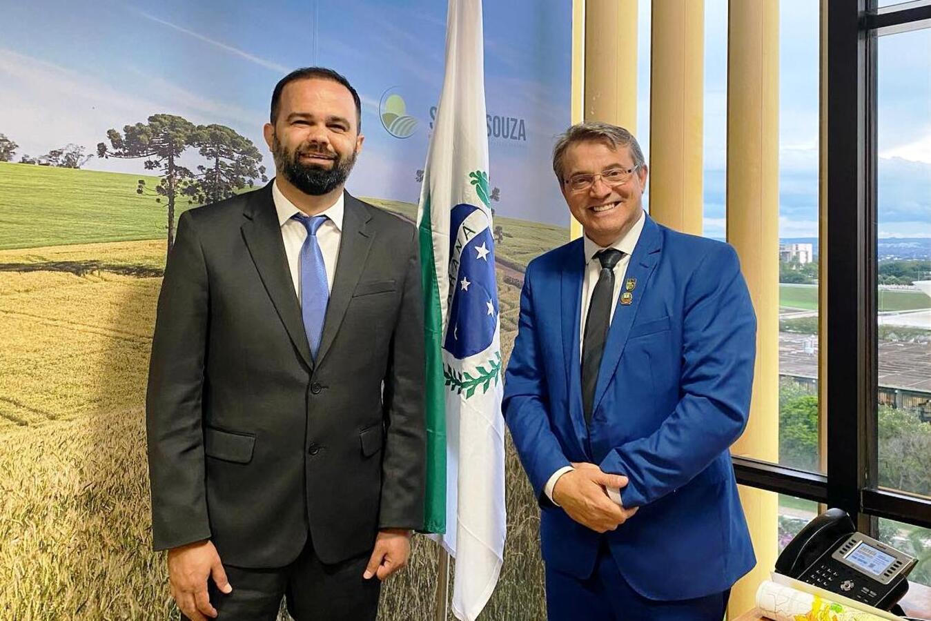 Além da visita a diversos órgãos, Beto Lunitti aproveitou para entregar convites para o INOVAMEAT