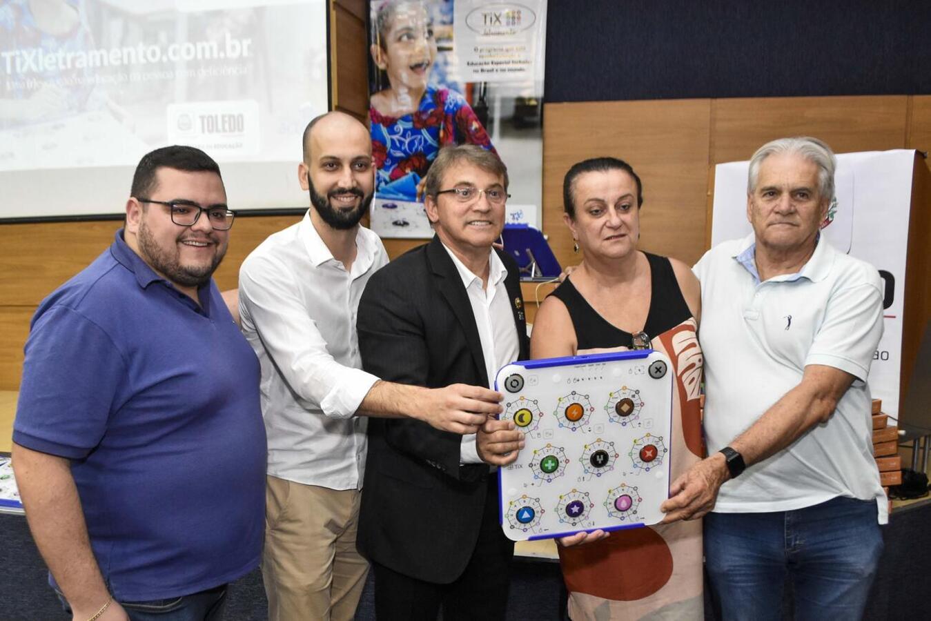 Solenidade realizada na tarde desta sexta (10) no Auditório Acary Oliveira integra ações voltadas a alunos com deficiência cujo investimento totaliza  R$ 1.116.830,00