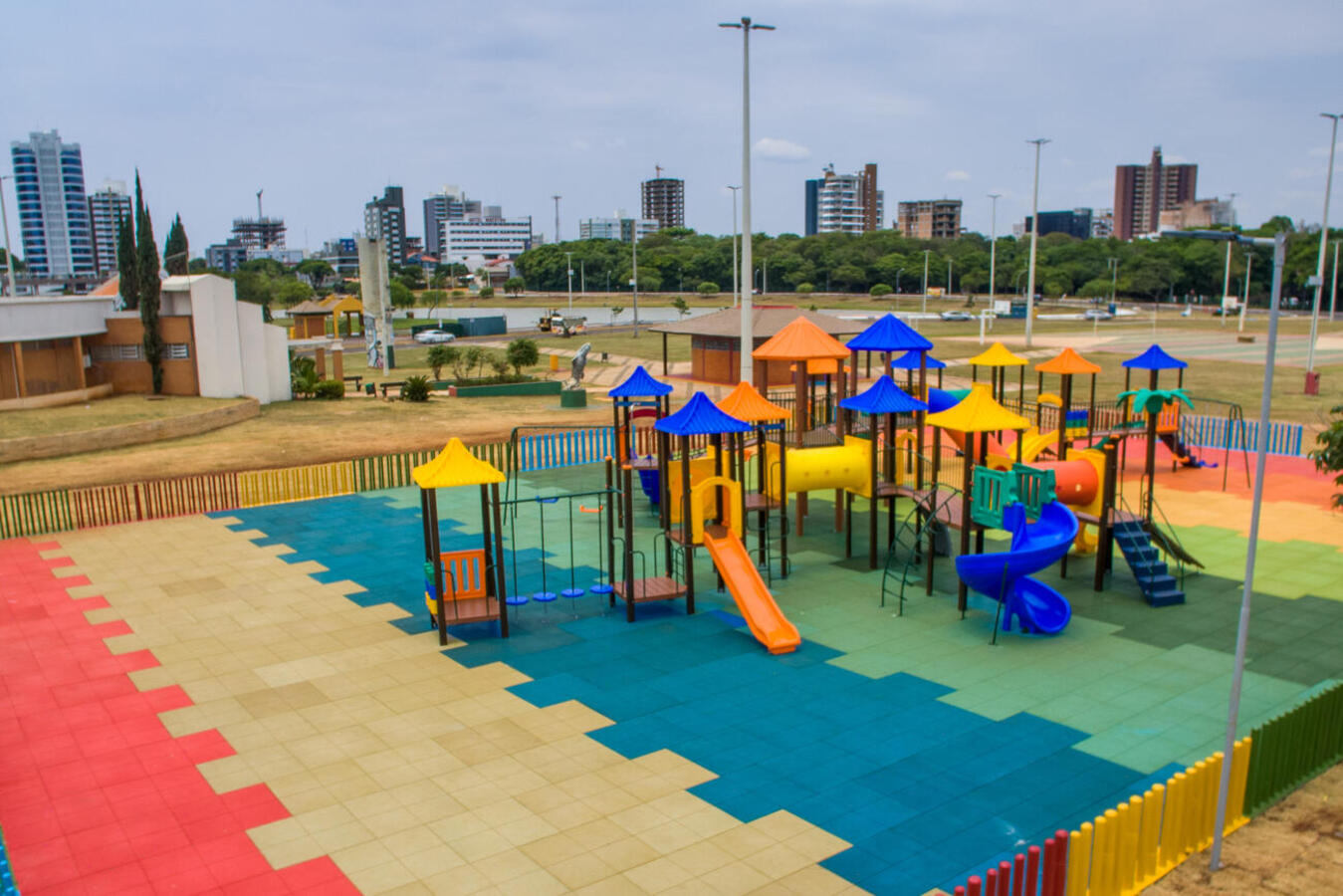 Prefeitura vai dedetizar parque infantil no Diva Paim Barth