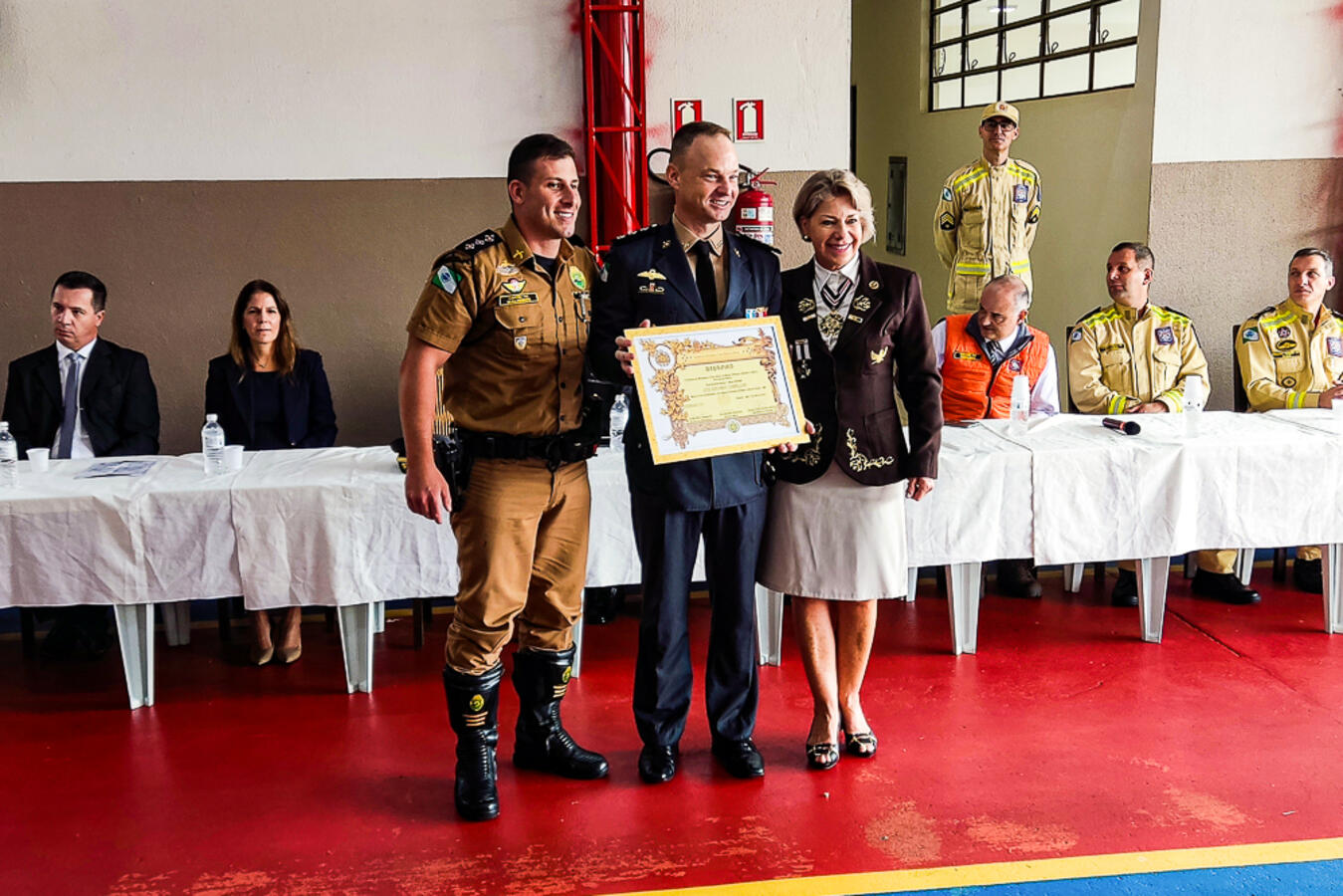 Governo Municipal participa da troca de comando do 2º Subgrupamento de Bombeiros