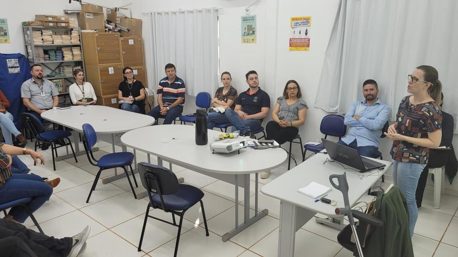 Representantes de órgãos públicos e entidades da sociedade civil participaram de encontro na tarde desta terça-feira (9) no Centro Municipal de Controle de Endemias