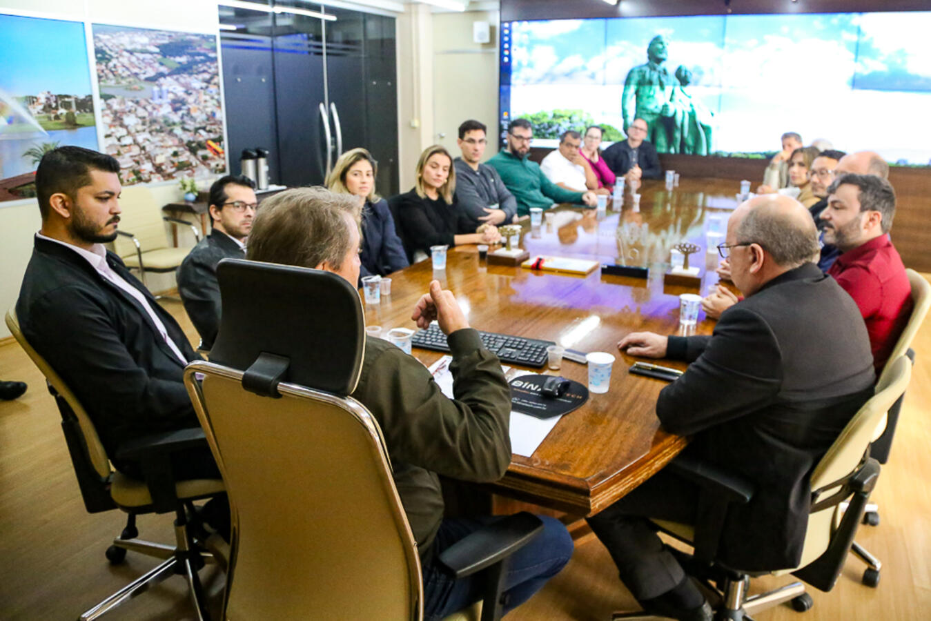 Encontro reúne cartórios e tabelionatos e administração municipal 