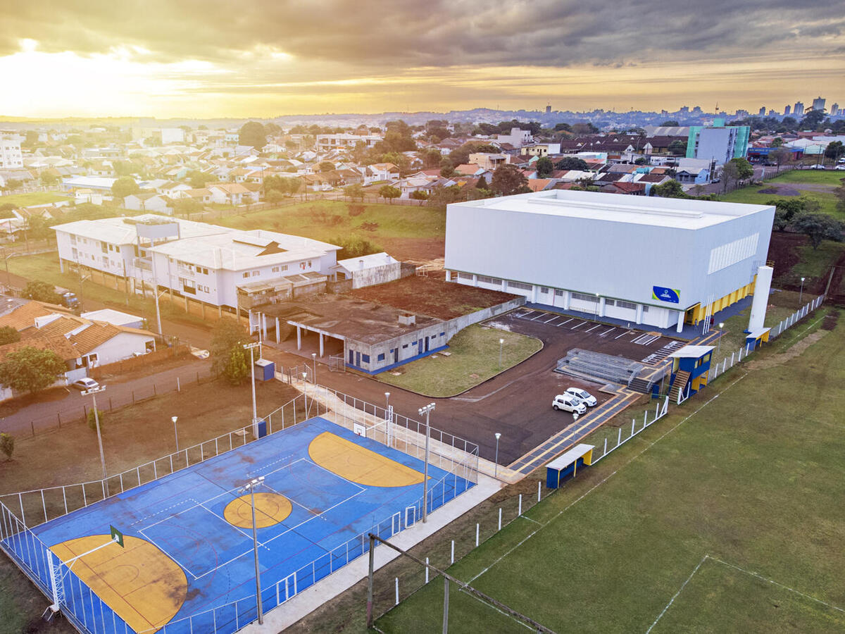 Repleto de momentos emocionantes, ato na manhã desta sexta (21) marca a entrega da maior estrutura esportiva de Toledo, onde R$ 7,4 mi foram investidos 