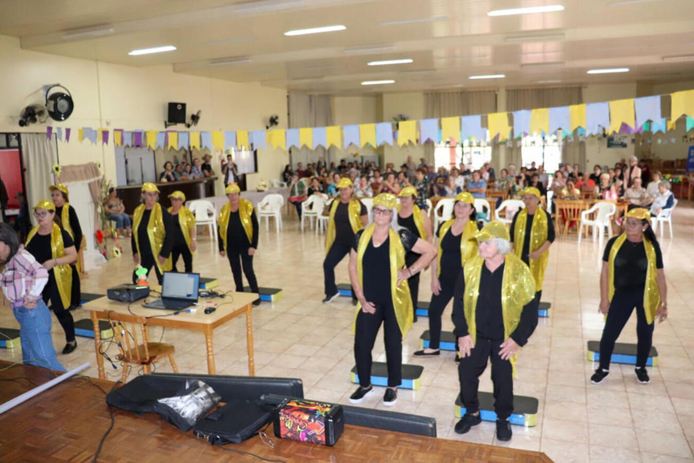 Momentos de entretenimento associados a orientações sobre saúde e bem-estar marcaram festas nas unidades de Concórdia do Oeste, Vila Nova e Santa Clara IV