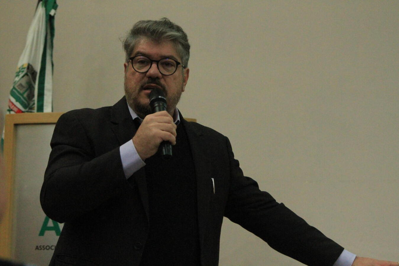 Associados da ACIT participam de encontro sobre o "Toledo é + Seguro!"