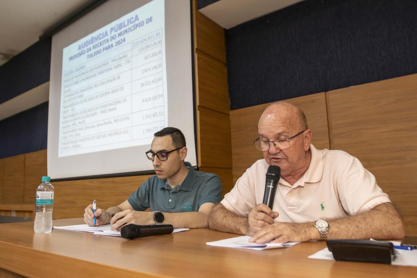 Segundo proposta de Lei Orçamentária Anual (LOA) apresentada na tarde desta sexta (22) em audiência pública, expectativa de receita é de R$ 1.053.721.908,11
