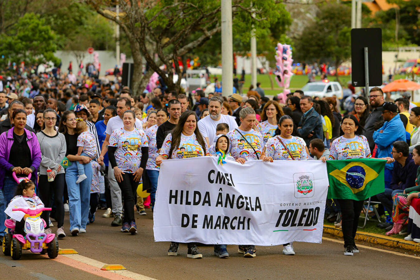 Toledanos celebram o Dia da Independência com Desfile Cívico