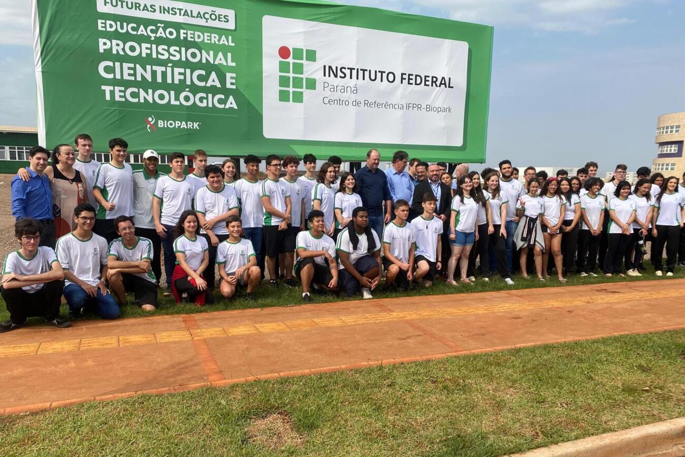 Vice-prefeito e secretária da Educação estiveram, na manhã desta terça (19), em entrega da obra que marca a celebração dos 4 anos da instituição no parque tecnológico