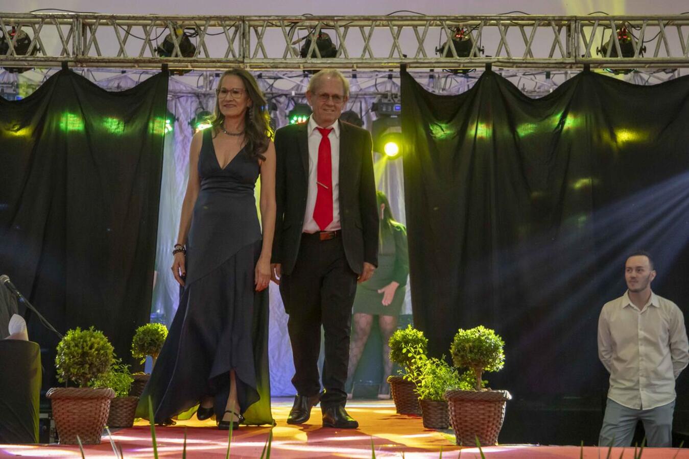 Casal representará Toledo no Miss e Mister 3ª Idade Amop a ser realizado na cidade de Maripá