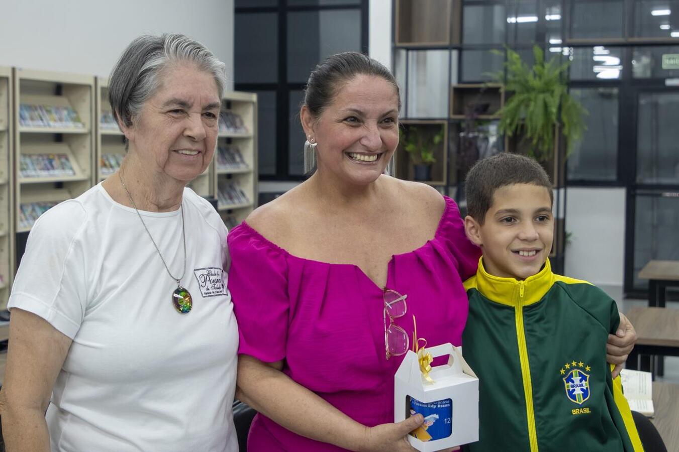 Atividades do evento atraíram quase 5.000 pessoas; algumas cadastraram-se na Biblioteca Pública, que coleciona números admiráveis desde que foi reinaugurada