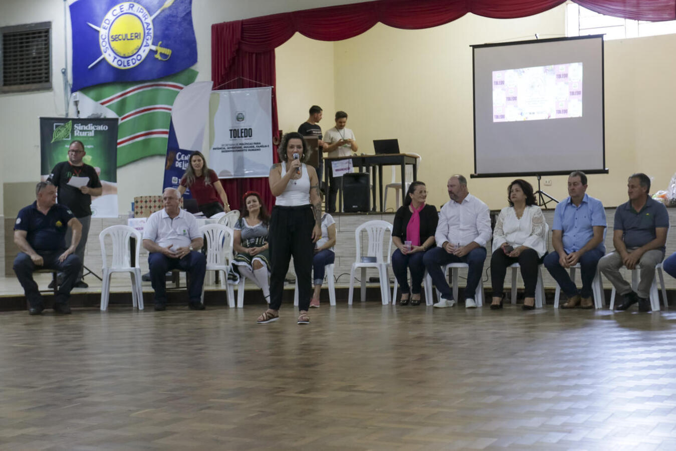 Reunidas no sede da Seculeri, mulheres de dezenas de comunidades do interior tiveram um dia para lá de especial, com diversas atividades culturais e recreativas