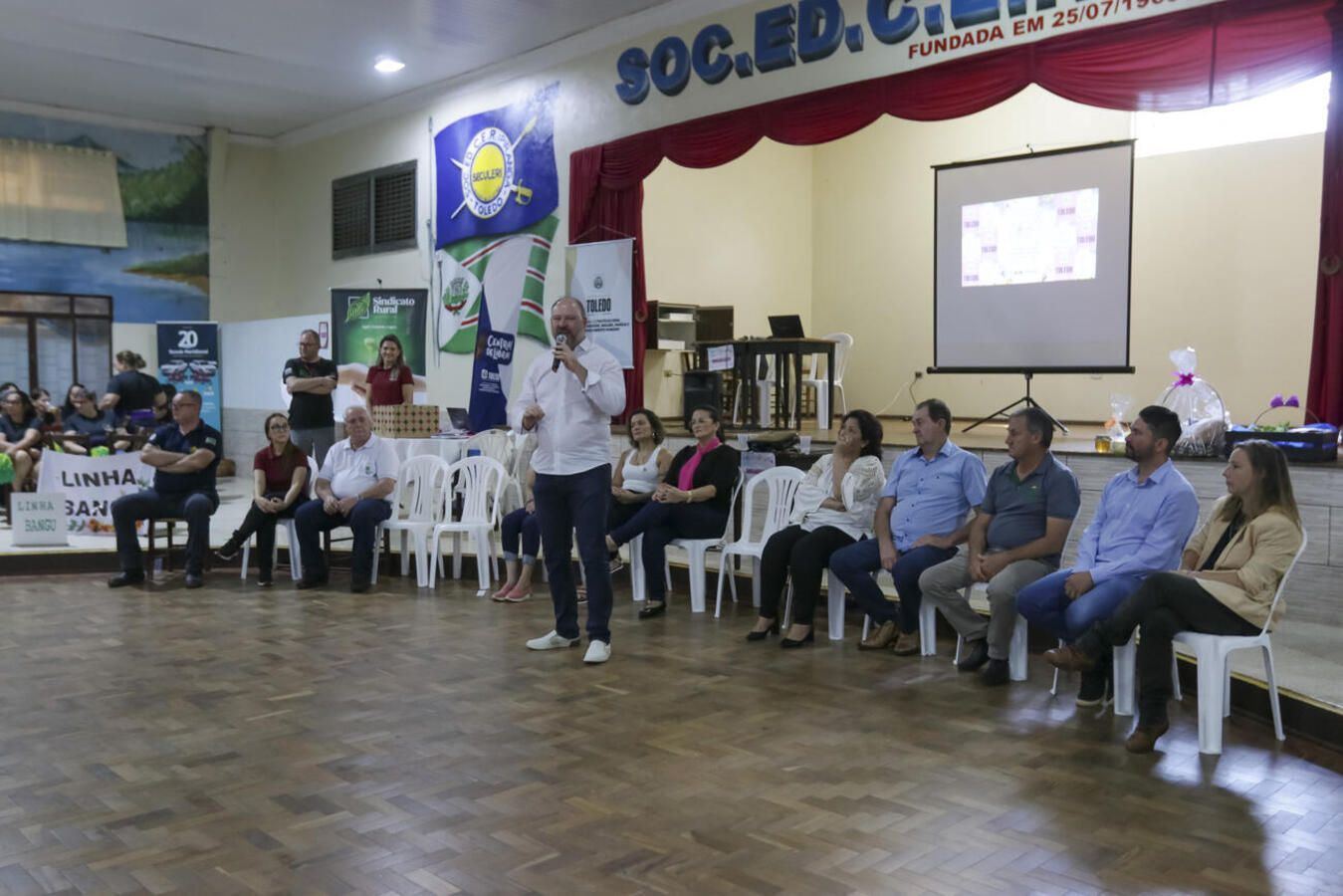 Reunidas no sede da Seculeri, mulheres de dezenas de comunidades do interior tiveram um dia para lá de especial, com diversas atividades culturais e recreativas