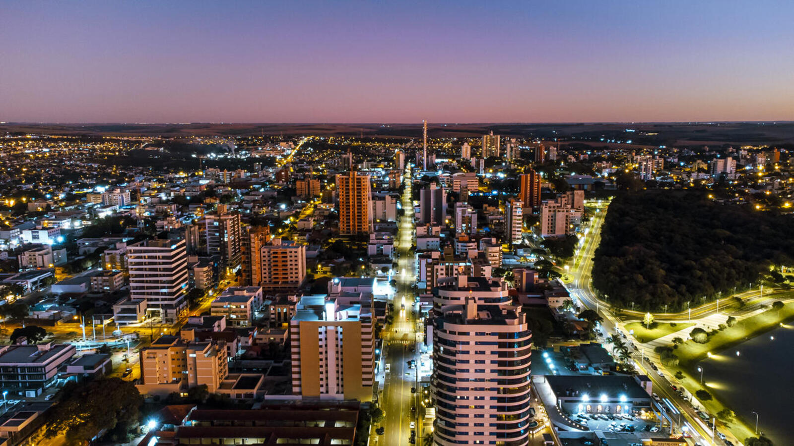 Repartições vinculadas à Prefeitura fecham nesta quinta-feira (2) e retomam atendimento normal na segunda (6); serviços essenciais mantêm funcionamento