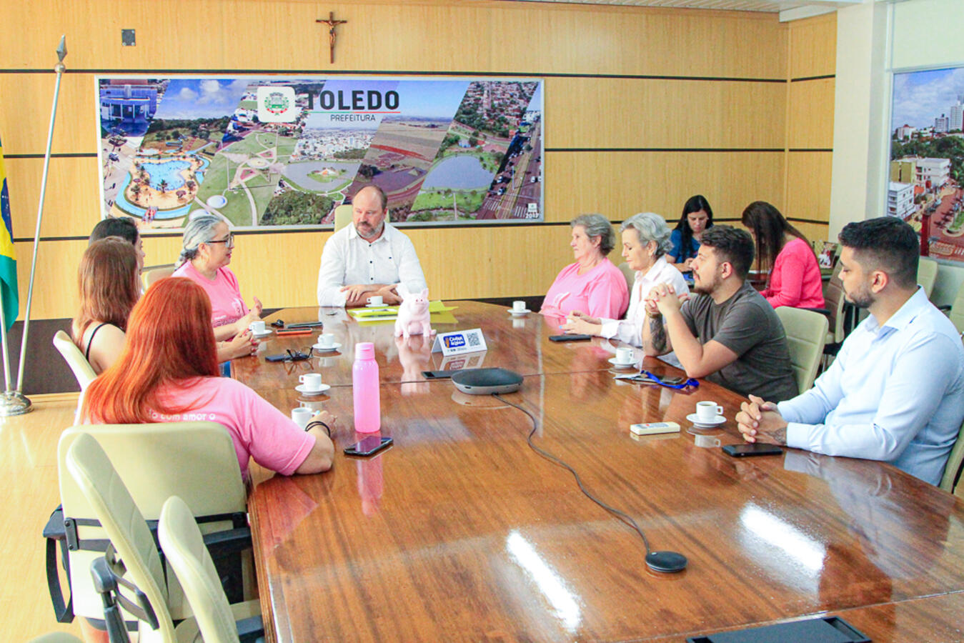Administração municipal repassa imóvel para Amigas do Bem Viver