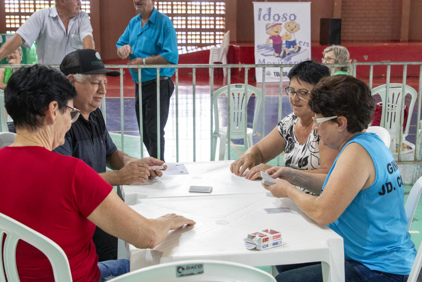São mais de mil idosos participando e competindo em sete modalidades. Ao todo, 36 entidades estão inscritas