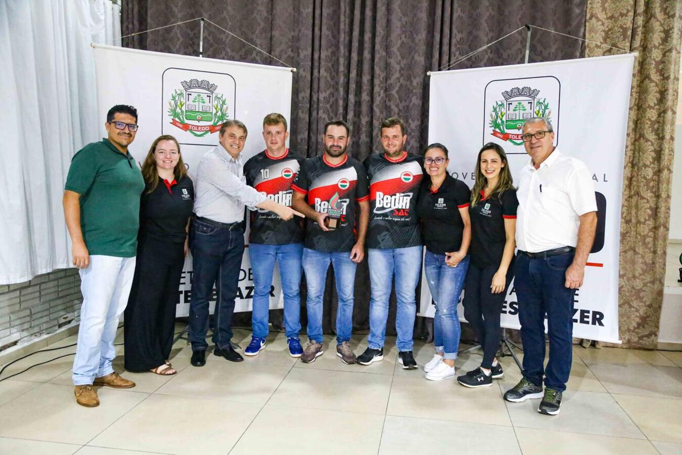 Cerimônia premia campeões dos Jogos Abertos de Toledo
