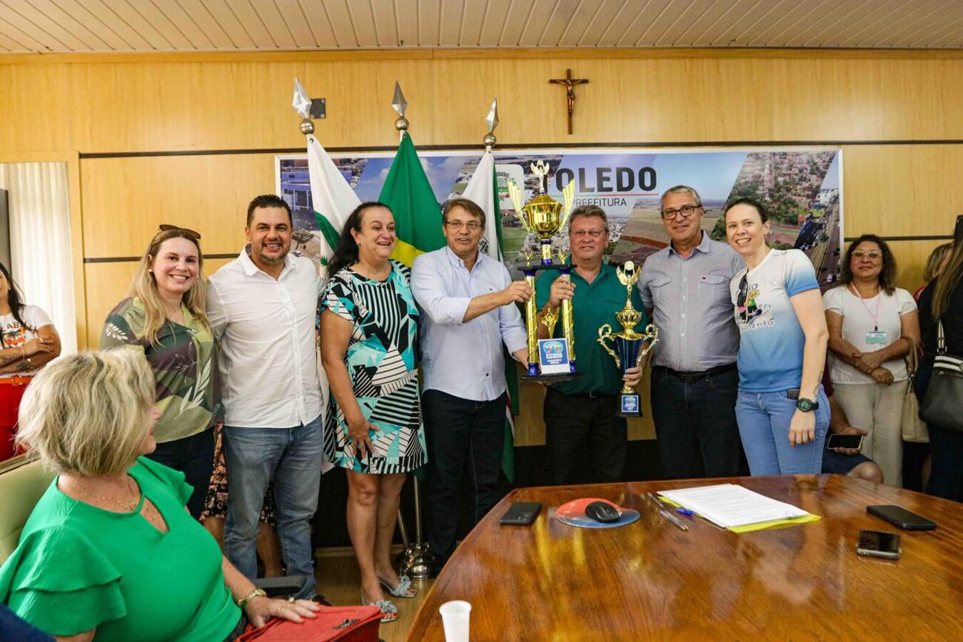 Premiação dos Jogos dos Idosos de Toledo foi entregue com a presença de 36 entidades na Sala de Reuniões da Prefeitura