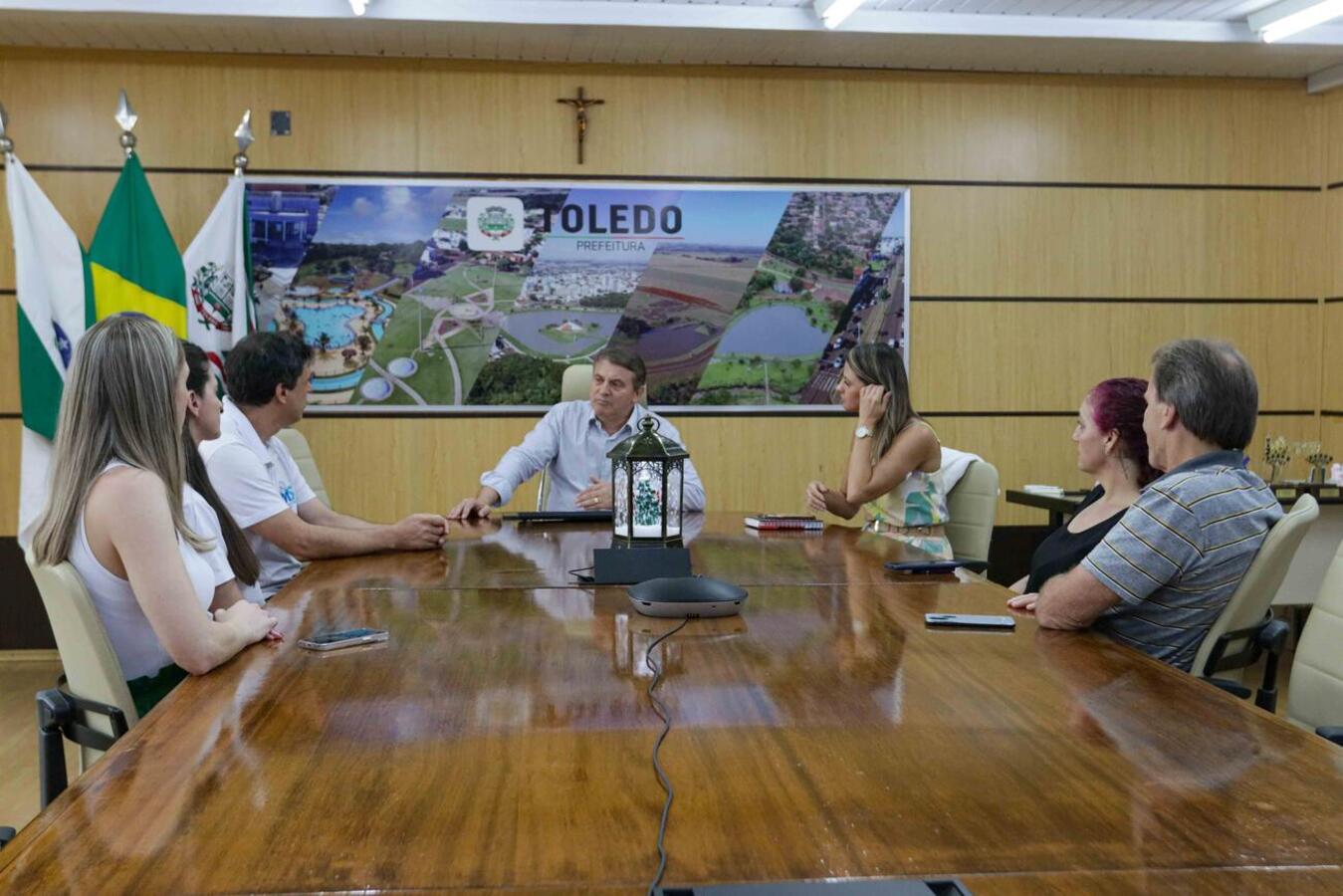 Conselho Municipal de Saúde apresenta nova mesa diretiva ao prefeito