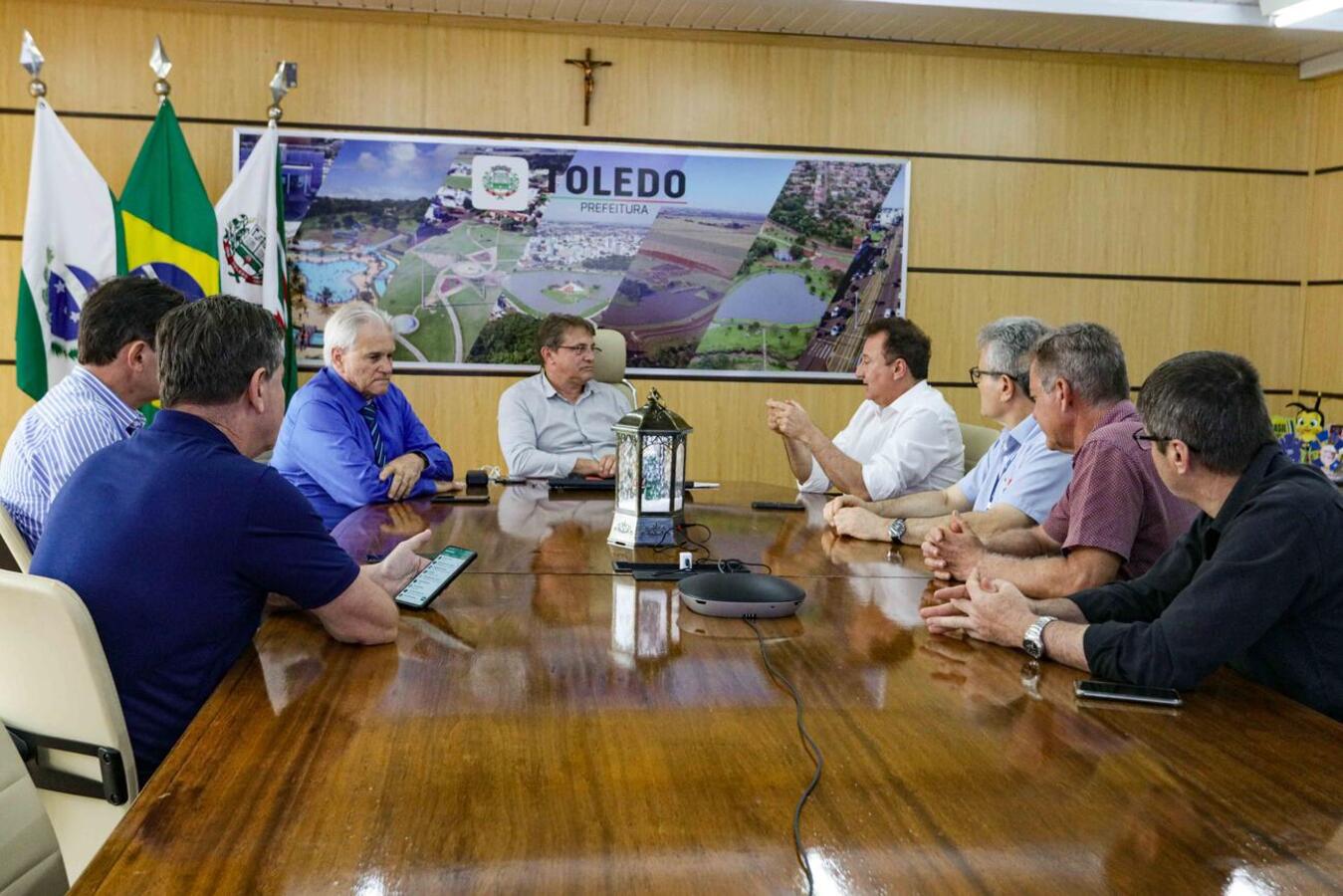 Presidente eleito do Crea-PR participa de encontro com o prefeito toledano