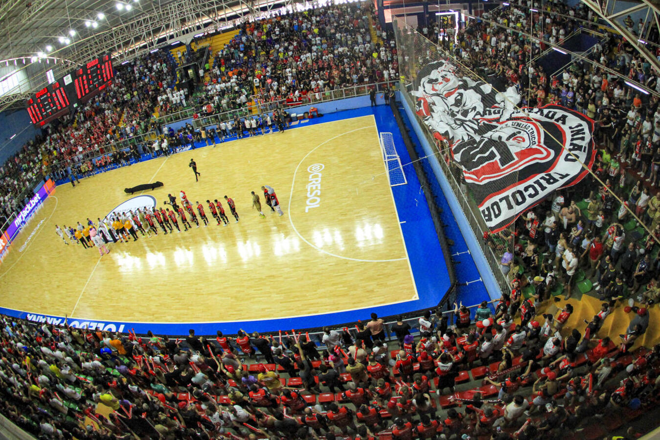 Alcides Pan foi palco da emocionante final da Liga Nacional de Futsal
