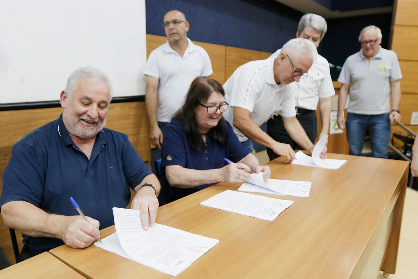 Ato foi realizado no auditório Acary de Oliveira no Paço Municipal na manhã desta quarta-feira (13) 