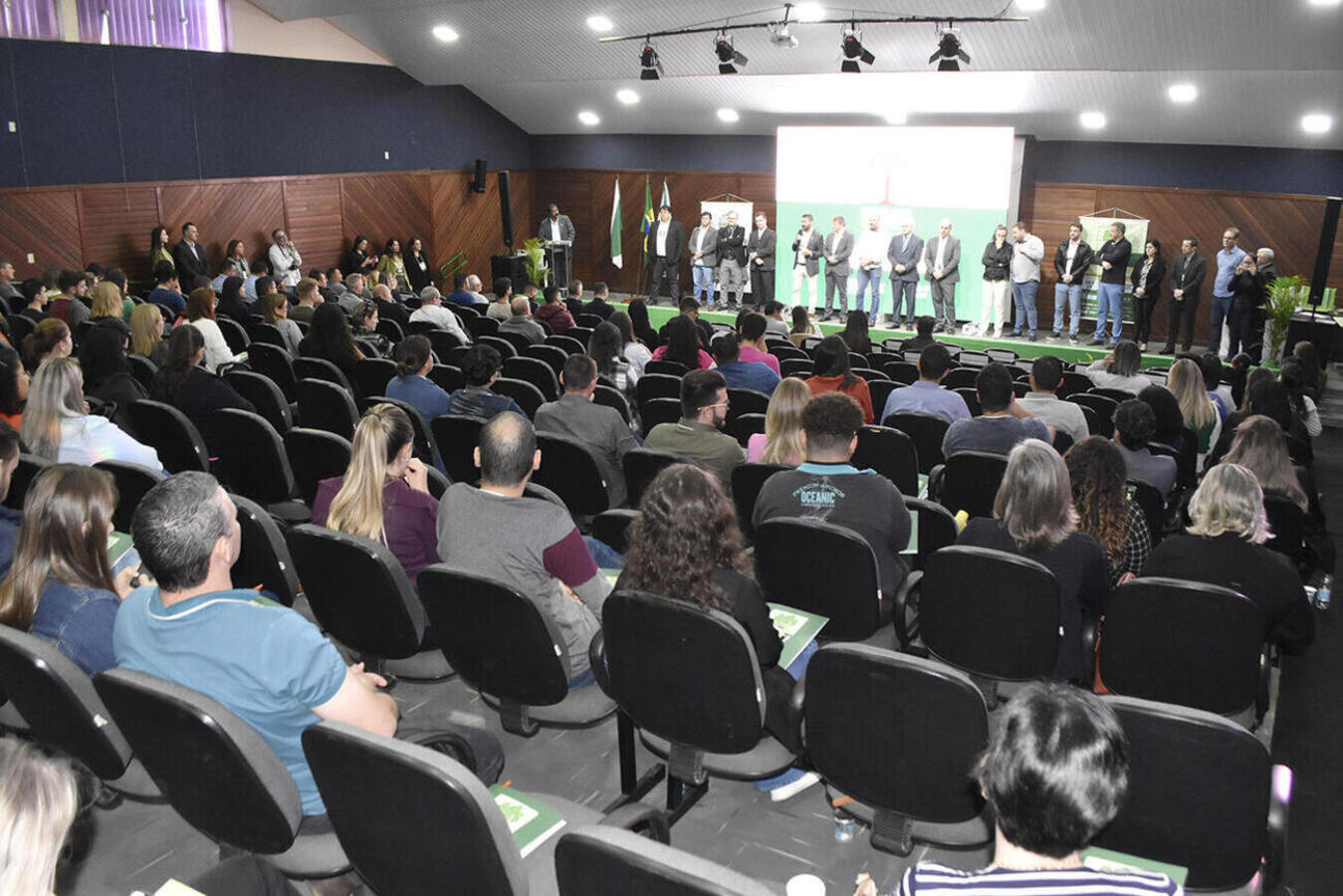 O ano recém-terminado será lembrado com carinho por alguns setores da pasta, como de Resíduos Sólidos, de Proteção e Defesa Animal e de Educação Ambiental