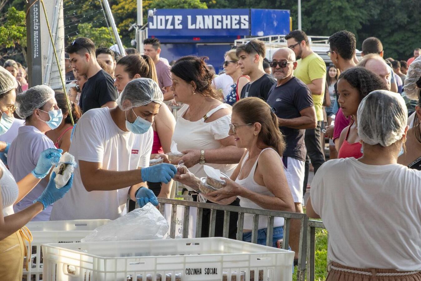 No ano passado aconteceram atividades com o intuito de fomentar a economia a partir de qualificações, geração de emprego e renda, promoção de eventos e apoio às empresas