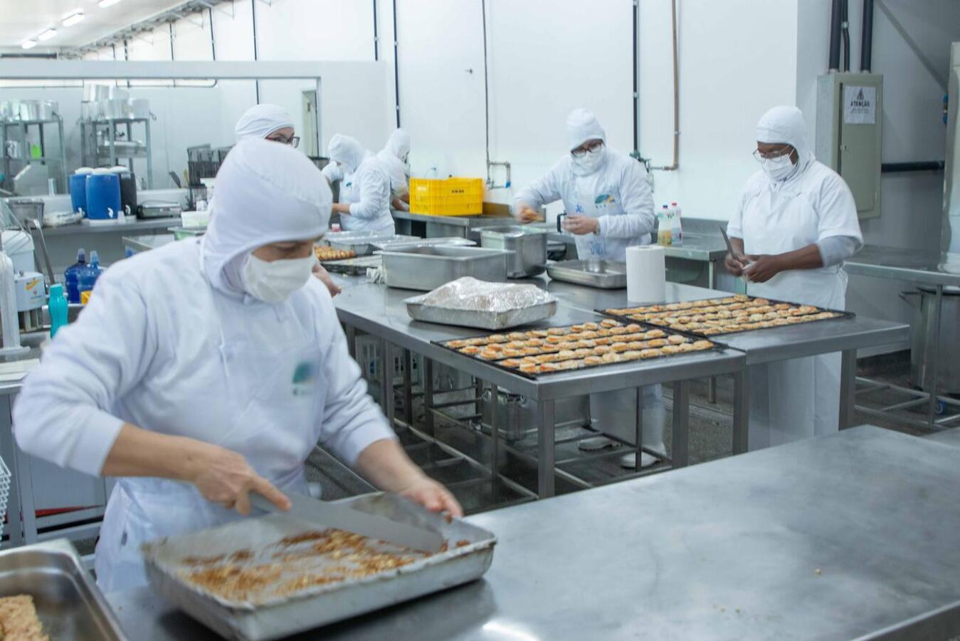 Ao longo de 2023, a Secretaria da Administração investiu em tecnologia para agilizar processos burocráticos tornando-os mais ágeis e melhorando as contratações de produtos e serviços