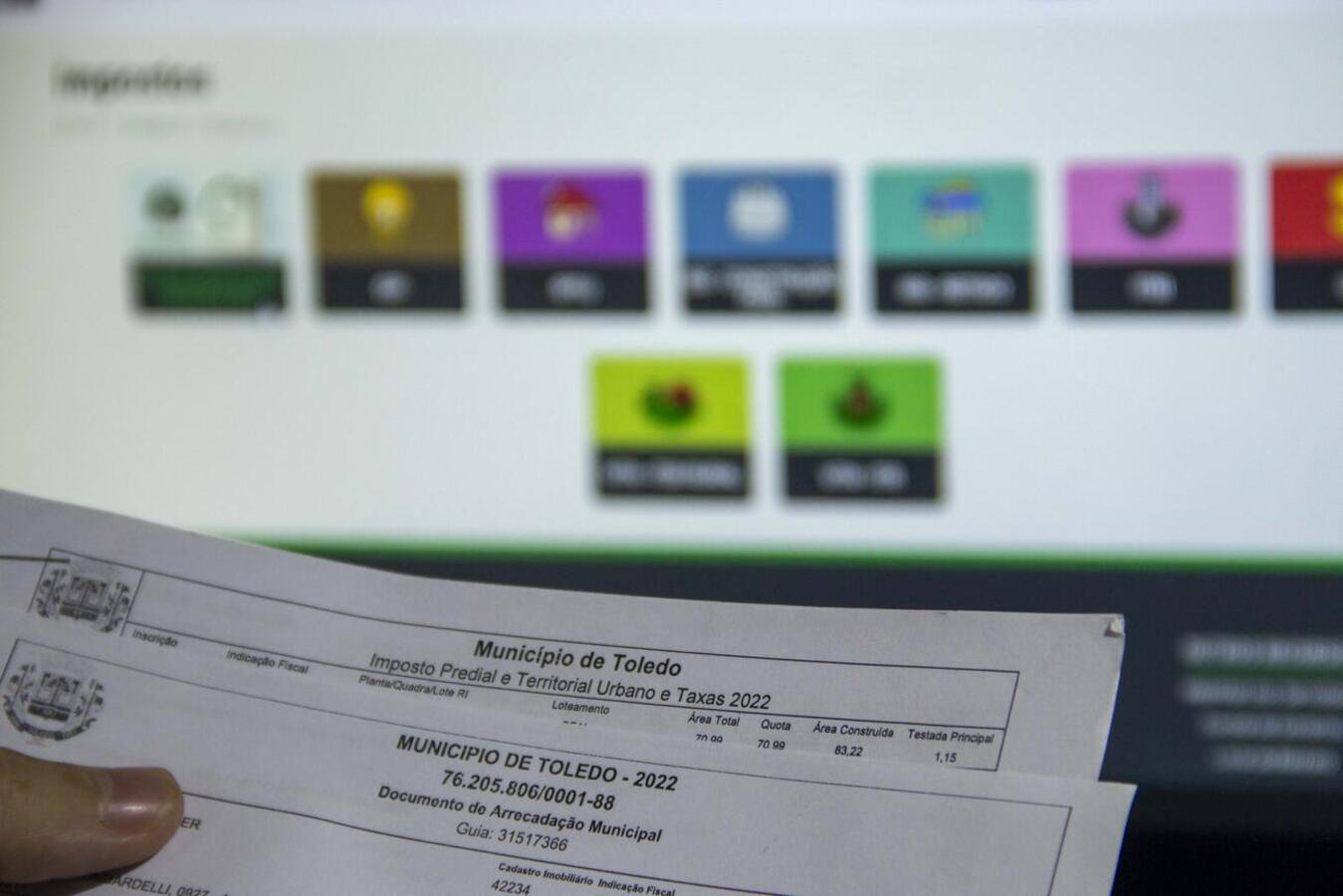 Boletos e guias de recolhimento de tributos municipais vencidos devem ser atualizados para evitar prejuízos ao contribuinte