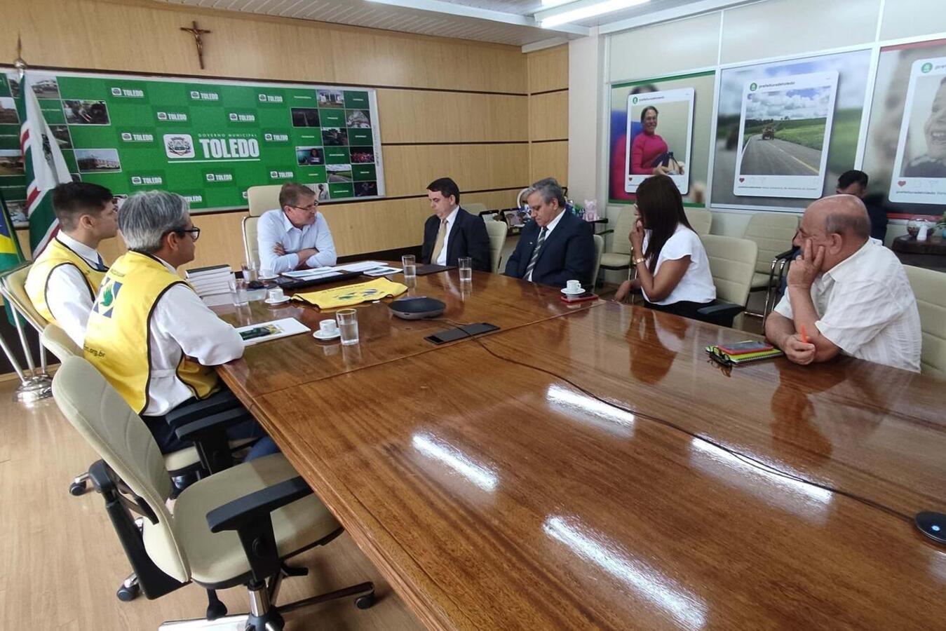 Lideranças religiosas visitam gestor municipal e apresentam ações voluntárias