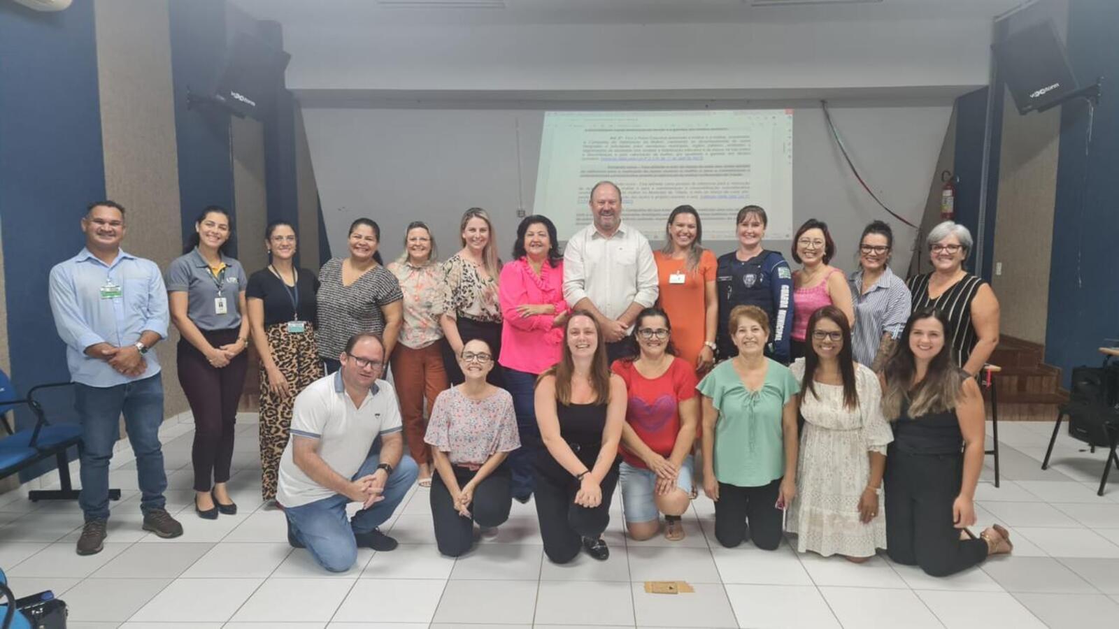 A programação da campanha de Valorização da Mulher aconteceu durante a reunião bimestral do Conselho da Mulher, no Centro da Juventude do Coopagro