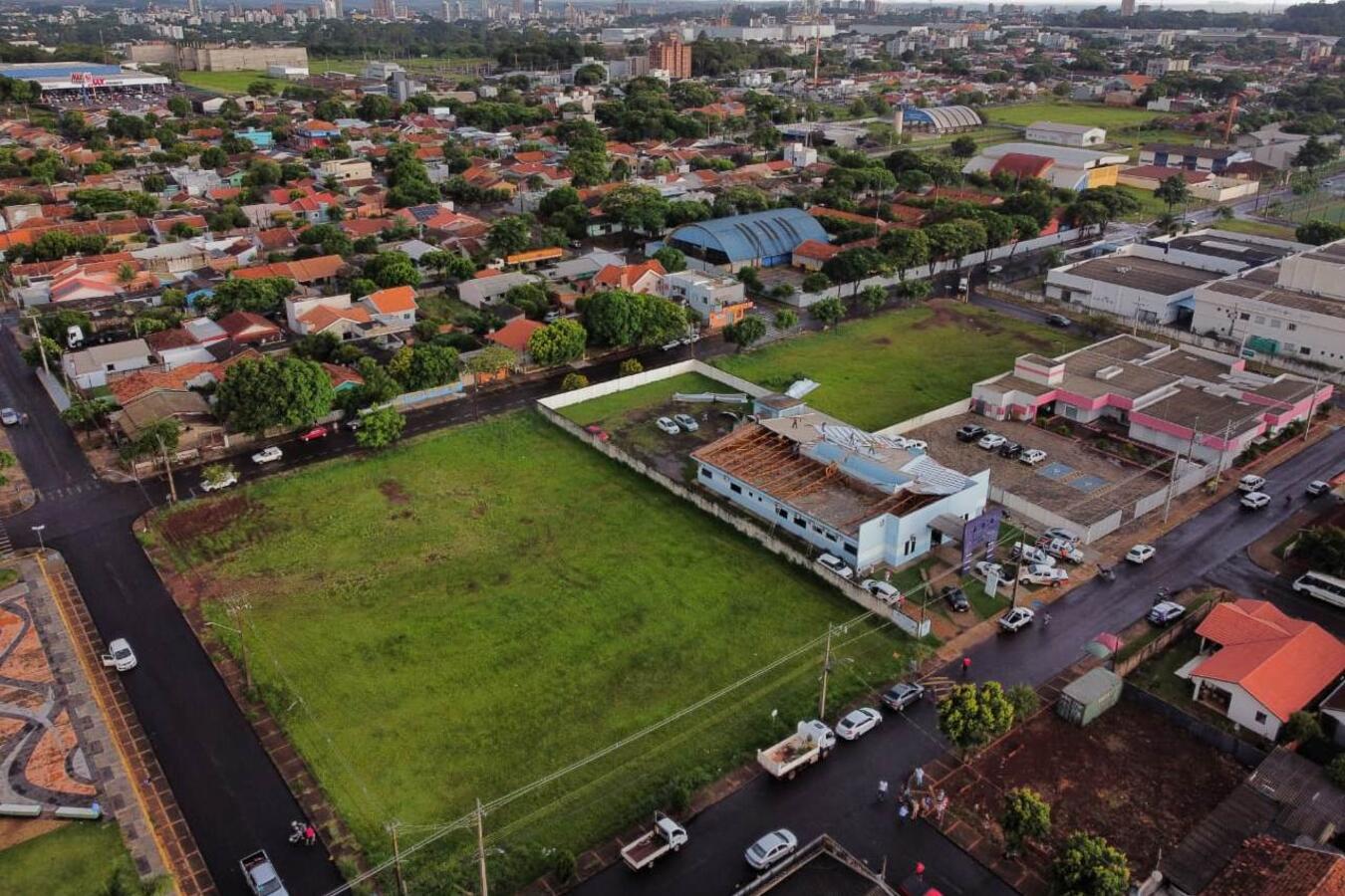 Temporal na tarde desta quinta-feira causa estragos na região do Coopagro