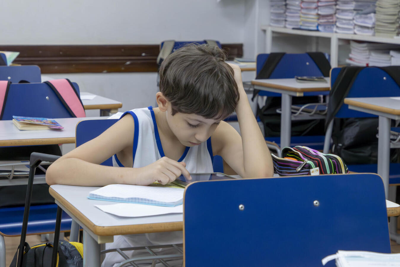 A avaliação teve início nesta segunda-feira (26) e segue até a próxima sexta-feira (01), por meio da Plataforma X Saber, nos tablets do Programa Aluno Conectado.