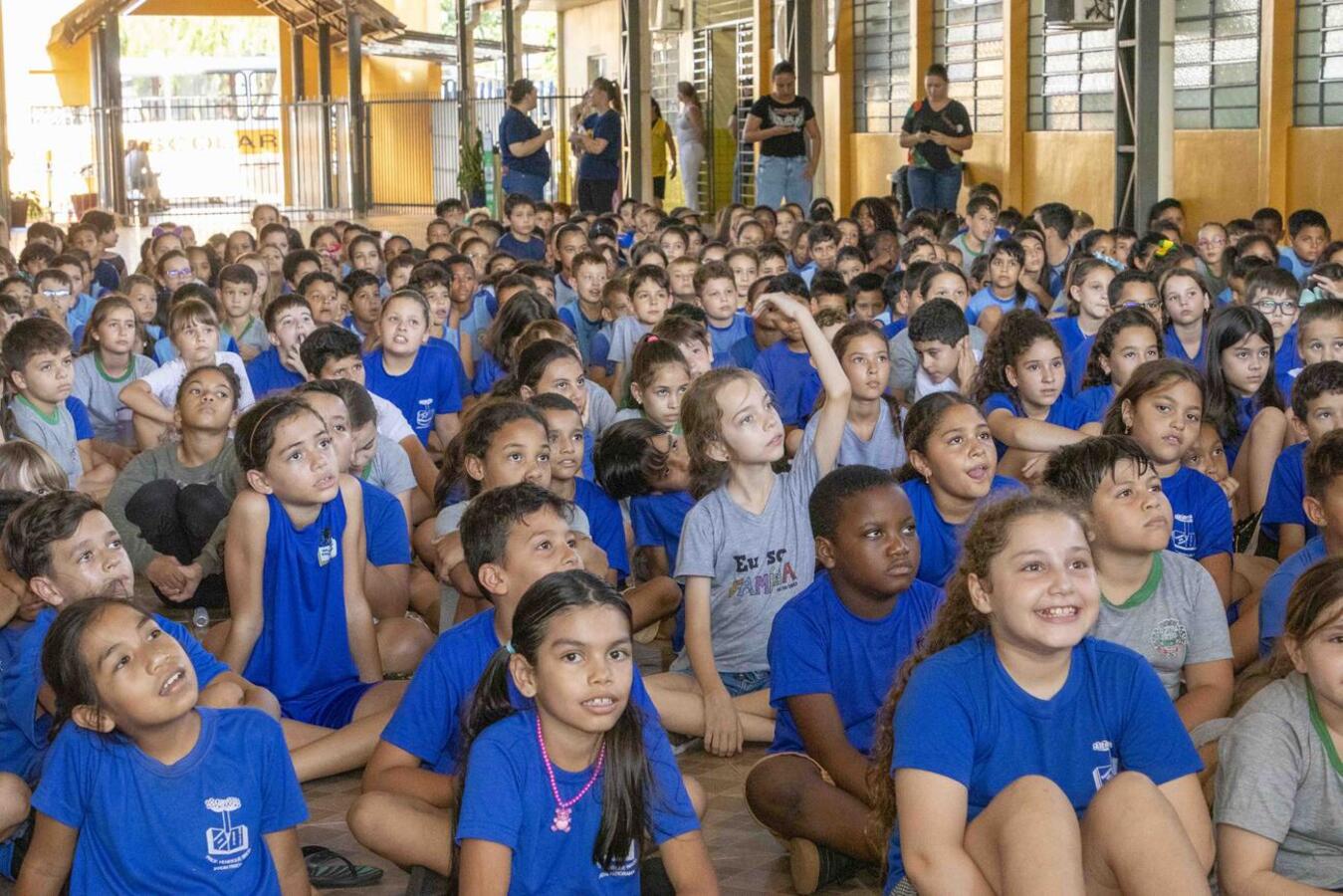 Toledo recebeu apresentações do espetáculo Histórias Eletrizantes