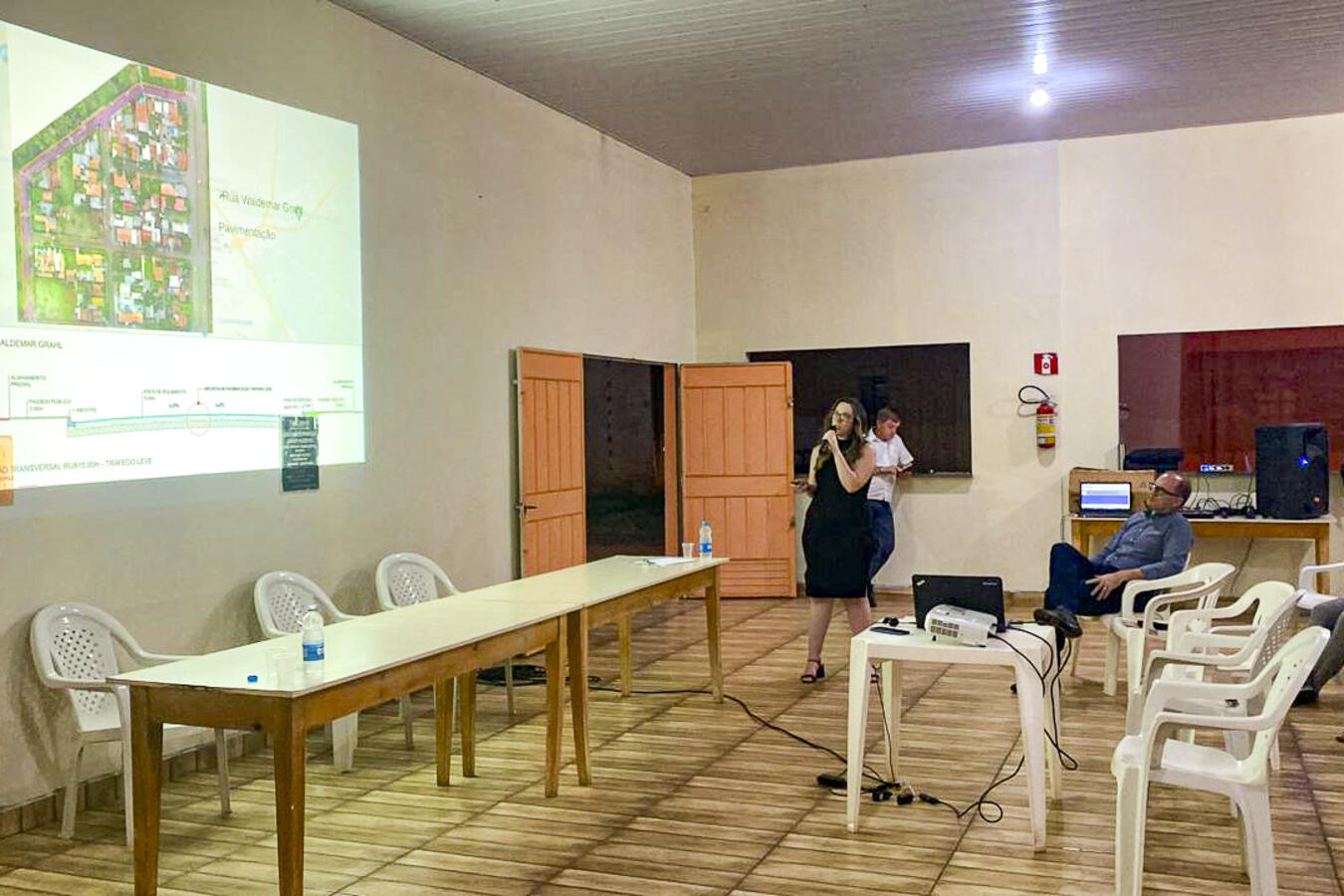 Moradores do Jardim Recanto aprovam melhorias para vias do bairro
