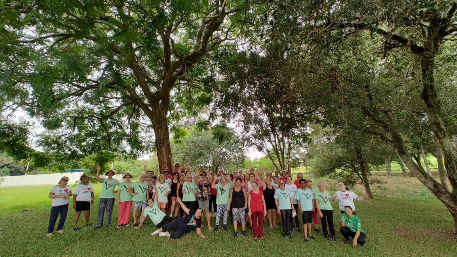 A programação da campanha de Valorização da Mulher aconteceu durante a reunião bimestral do Conselho da Mulher, no Centro da Juventude do Coopagro
