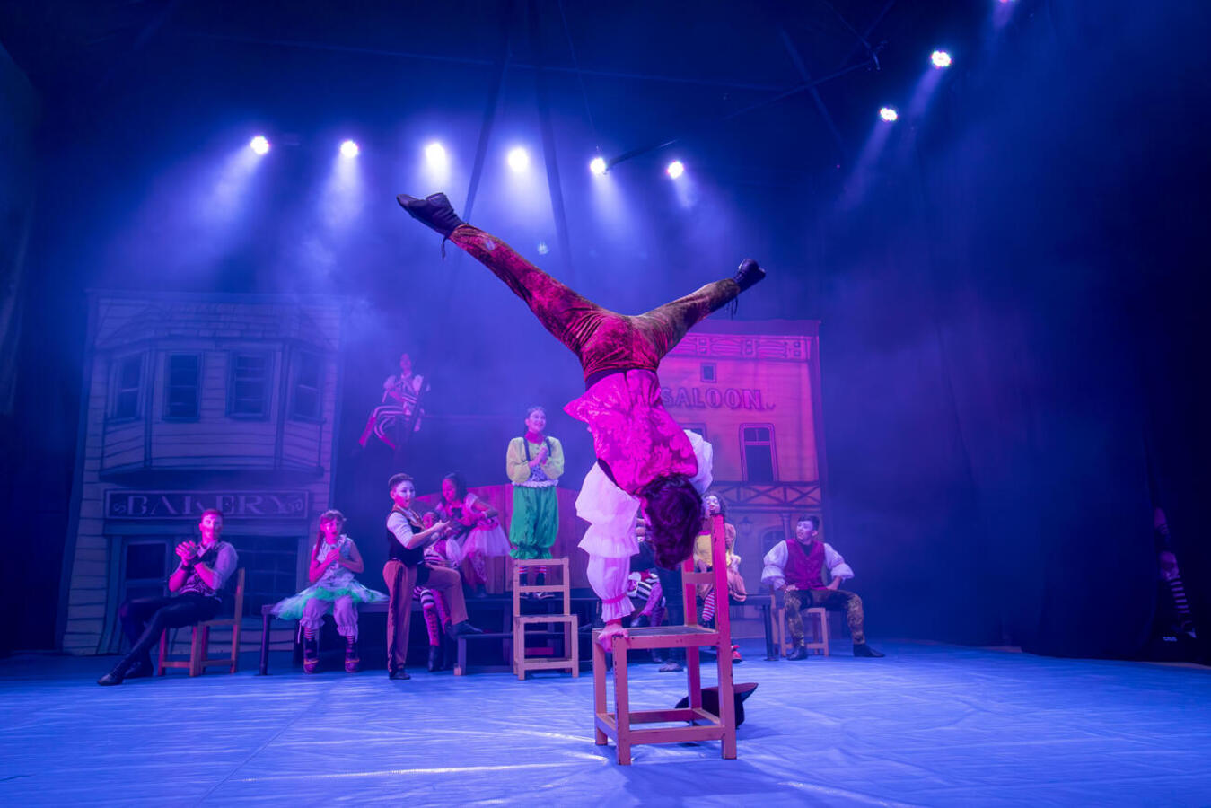 A data foi comemorada com apresentações do Circo da Alegria e participação do Circo da Magia e do Circo Ático